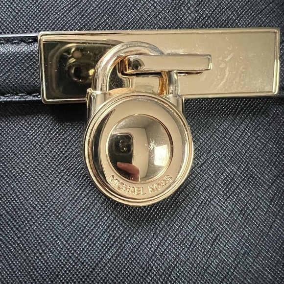 Michael Kors strap and handbag - Picture 3 of 5